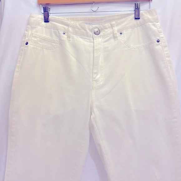 Slightly Worn BCBGeneration Women Skinny Pants Size 30 White - Picture 4 of 13